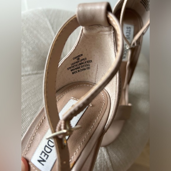 Steve Madden Carrson Heels - Picture 2 of 3